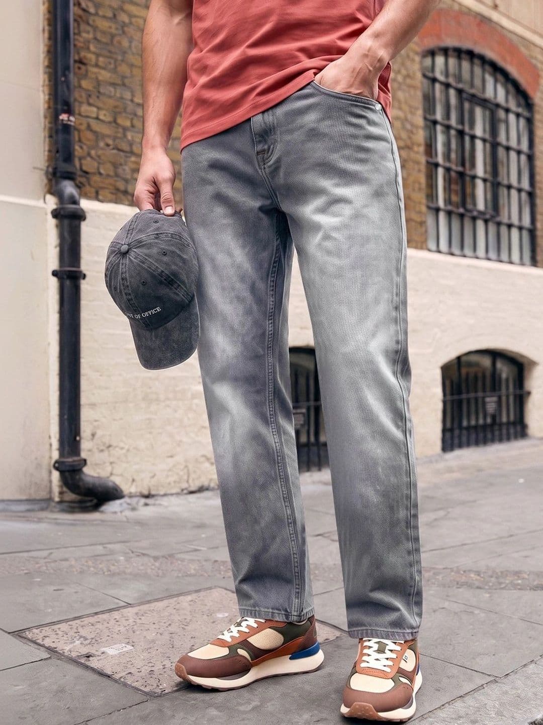 Urbano Fashion Men Relaxed Fit Mid-Rise Low Distress Light Fade Jeans - view 1