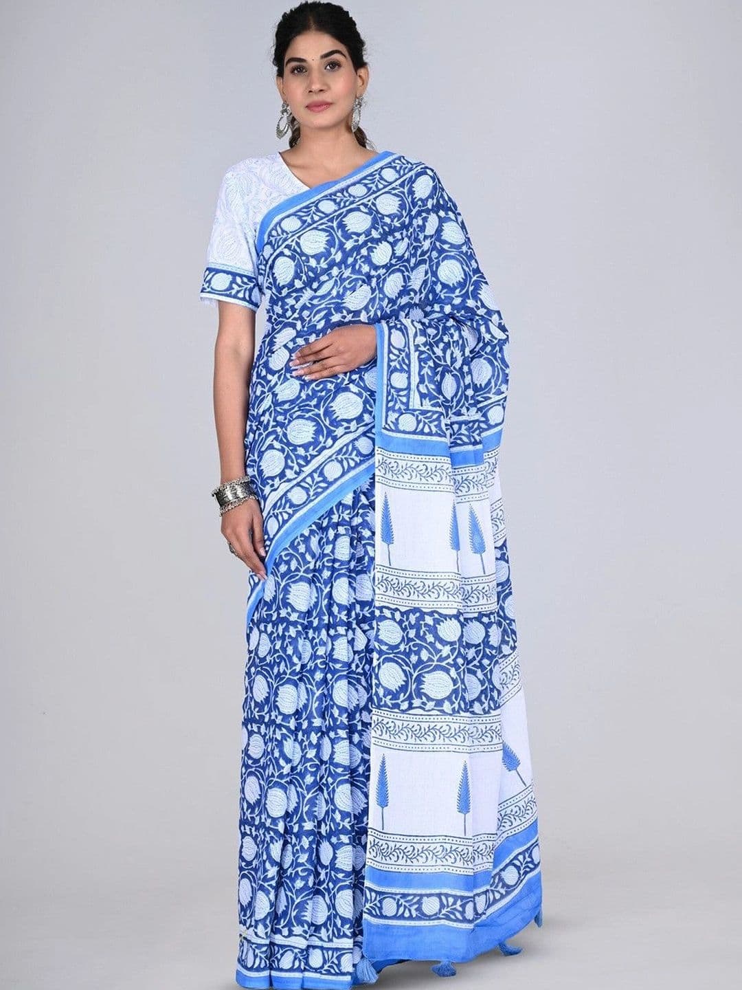 alkaa fashion Linen Blend Saree - view 1