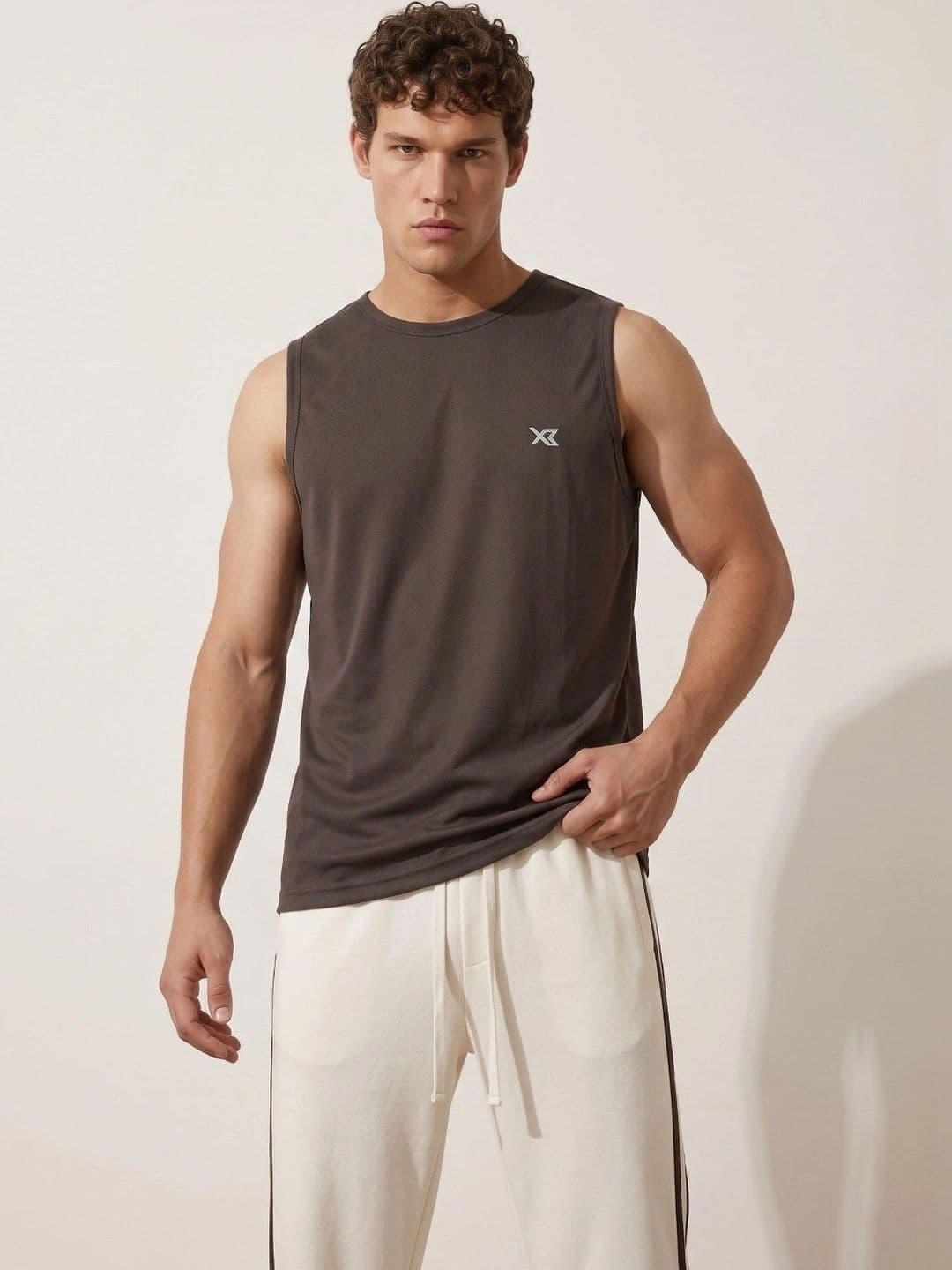 CROSS BENCH Men Brand Logo T-shirt - view 1