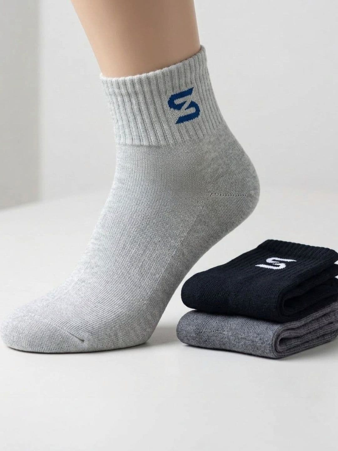 sakyastars Men Pack of 3 Above Ankle Socks - view 1