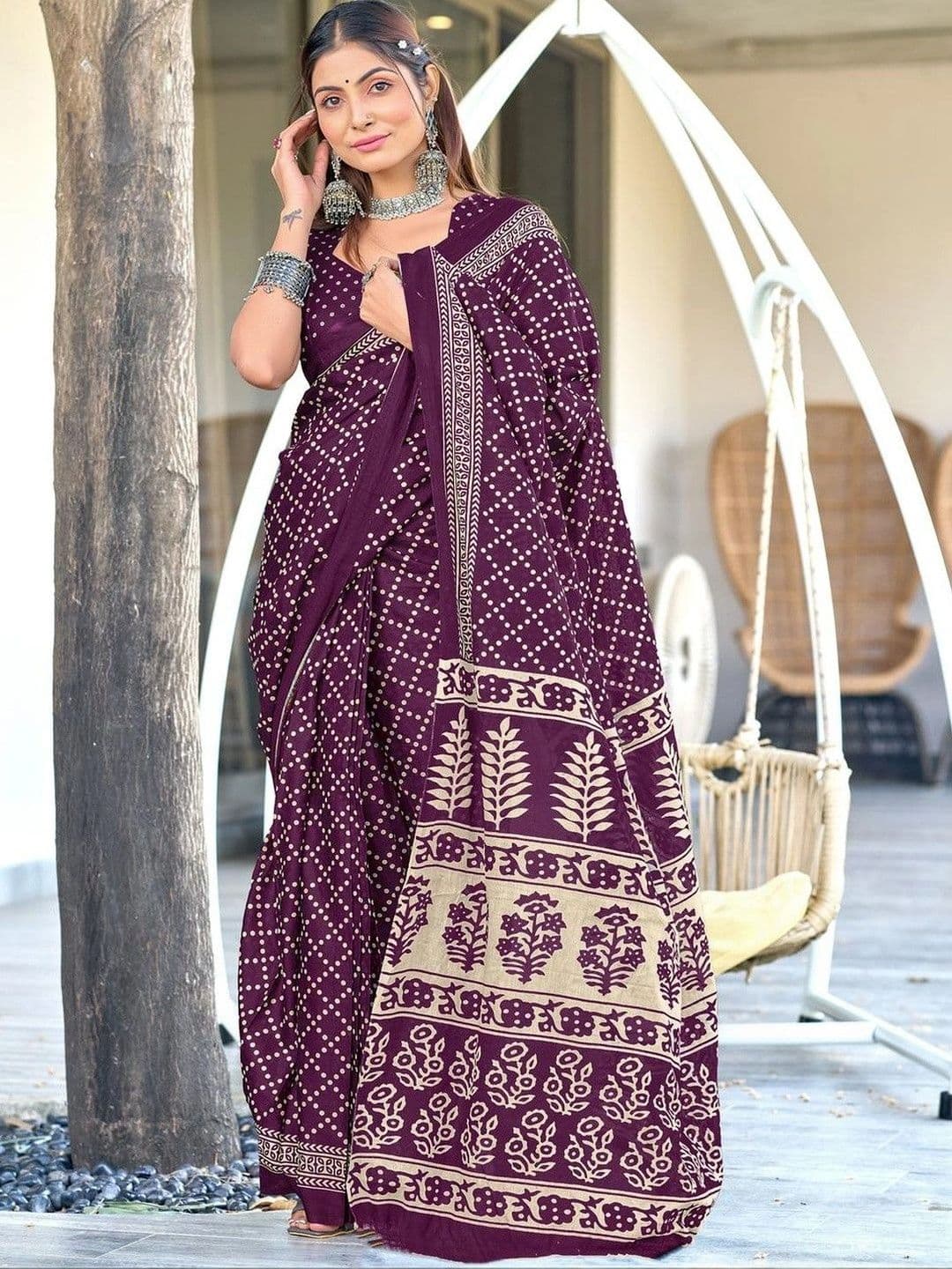 alkaa fashion Batik Linen Blend Fusion Saree - view 1