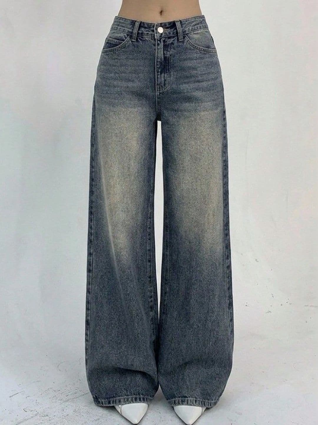 Mast & Harbour Women High-Rise Low Distress Light Fade Jeans - view 1