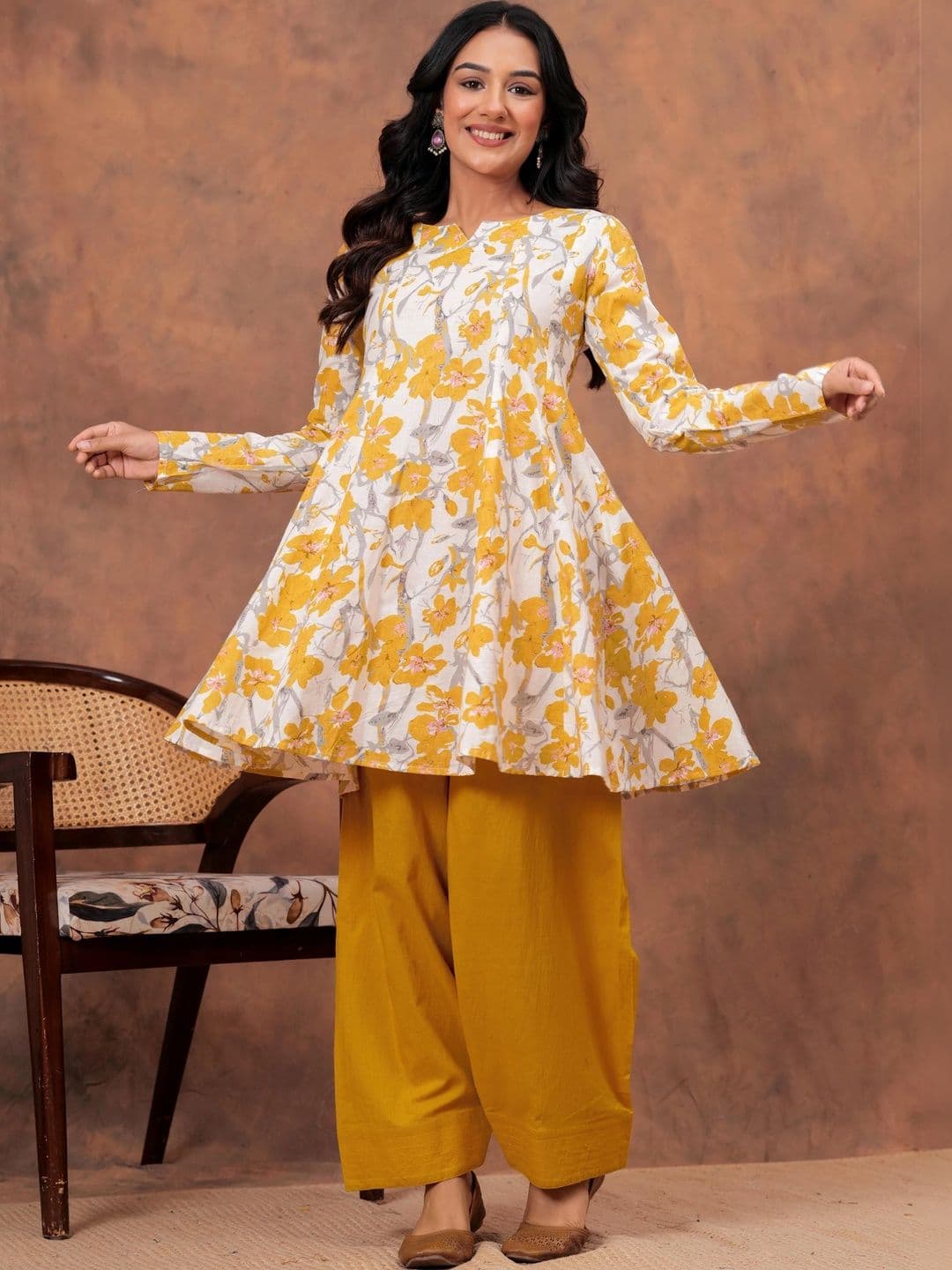 GAYRAA Women Floral Printed Empire Pure Cotton Kurta with Patiala - view 1