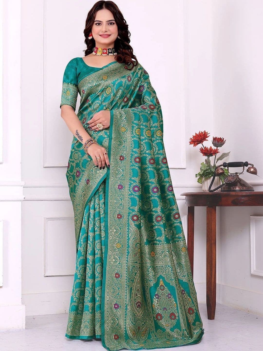 KANURIKAA Woven Design Zari Silk Blend Banarasi Saree - view 1
