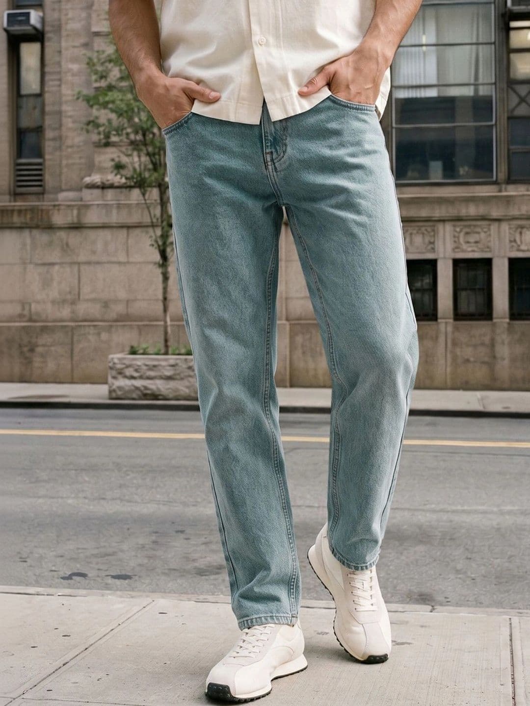 Urbano Fashion Men Relaxed Fit Mid-Rise Heavy Fade Jeans - view 1