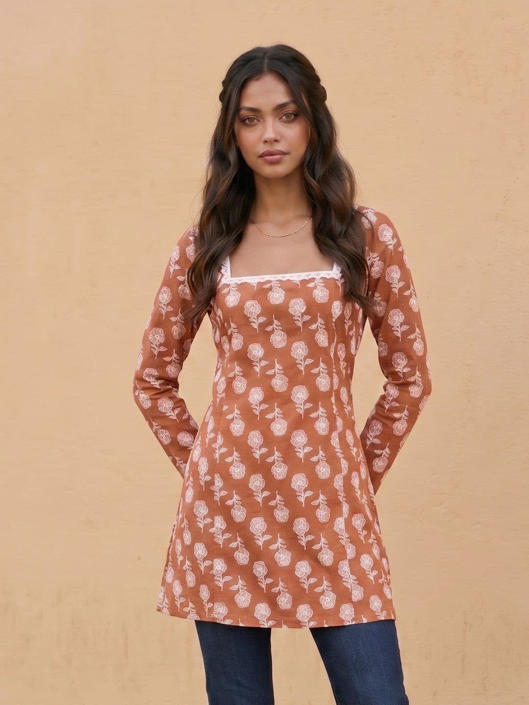 fusion by glitchez Floral Printed Lace Detail Square Neck Kurti - view 1