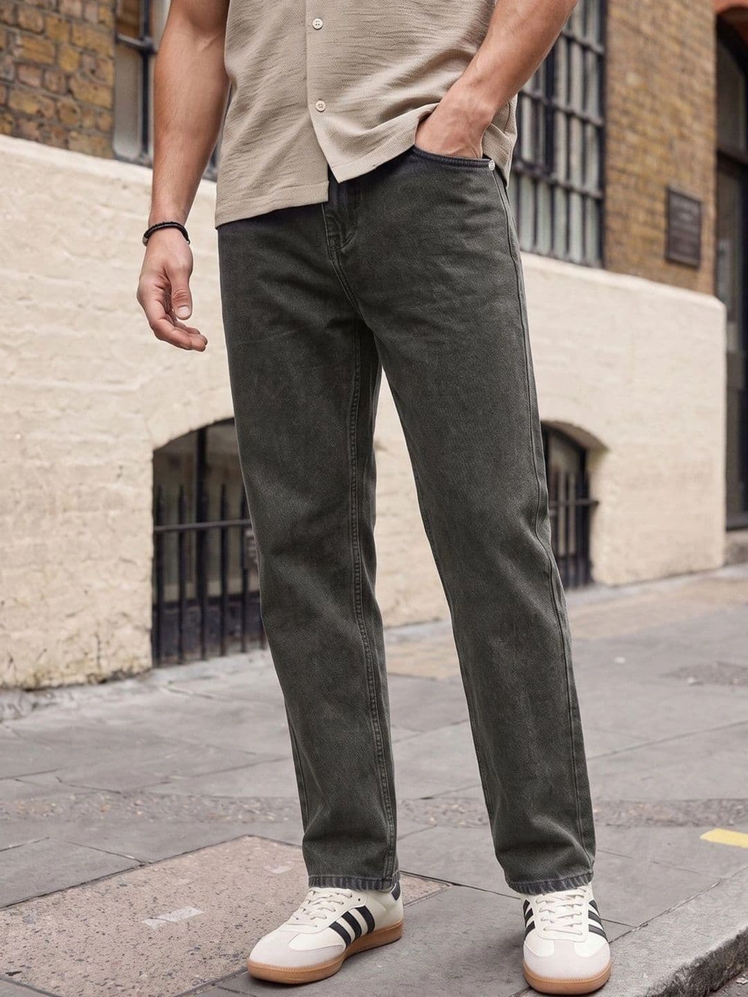 Urbano Fashion Men Relaxed Fit Mid-Rise Low Distress Heavy Fade Jeans - view 1
