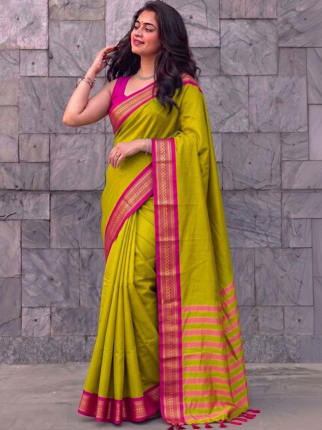 SILKWEAR Ethnic Motifs Zari Silk Cotton Paithani Saree - view 1