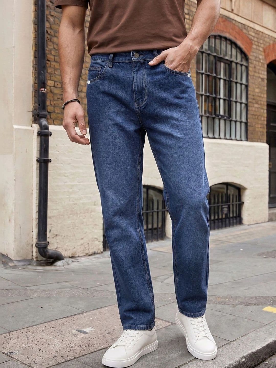 Urbano Fashion Men Relaxed Fit Mid-Rise Light Fade Jeans - view 1