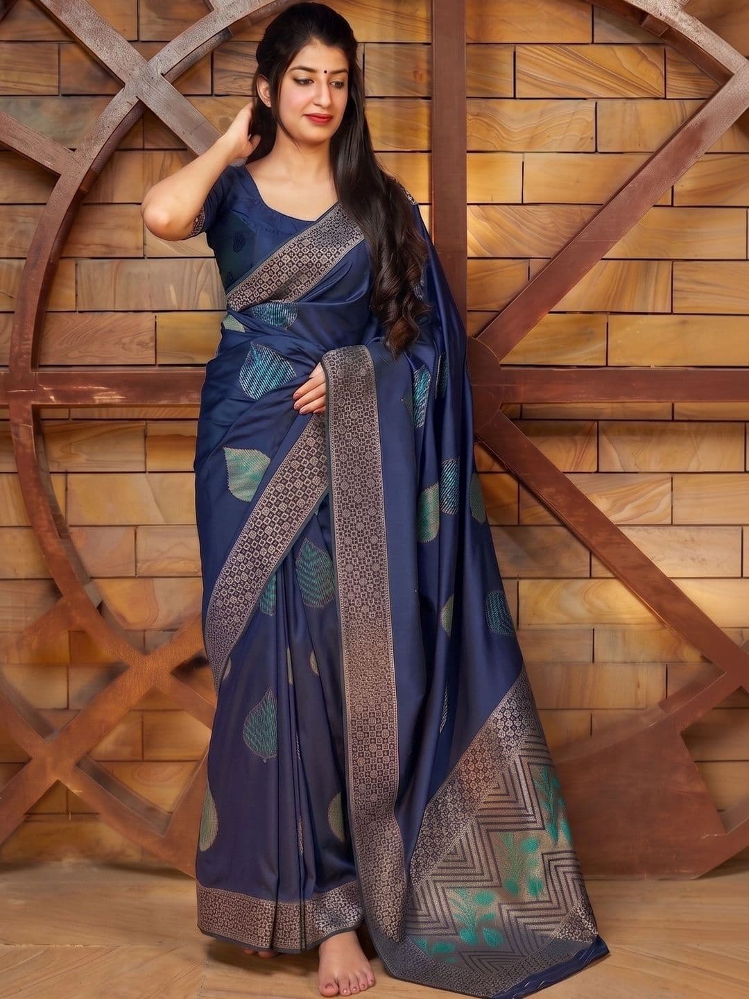 FASHIONIZO Zari Pure Silk Banarasi Saree - view 1