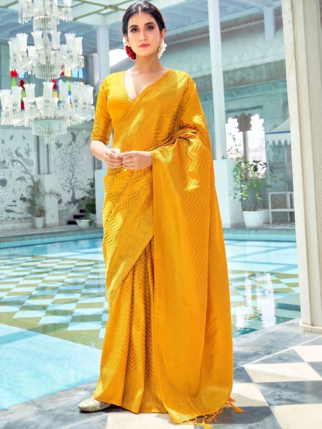YASHASVI FASHION Woven Design Zari Art Silk Banarasi Saree - view 1