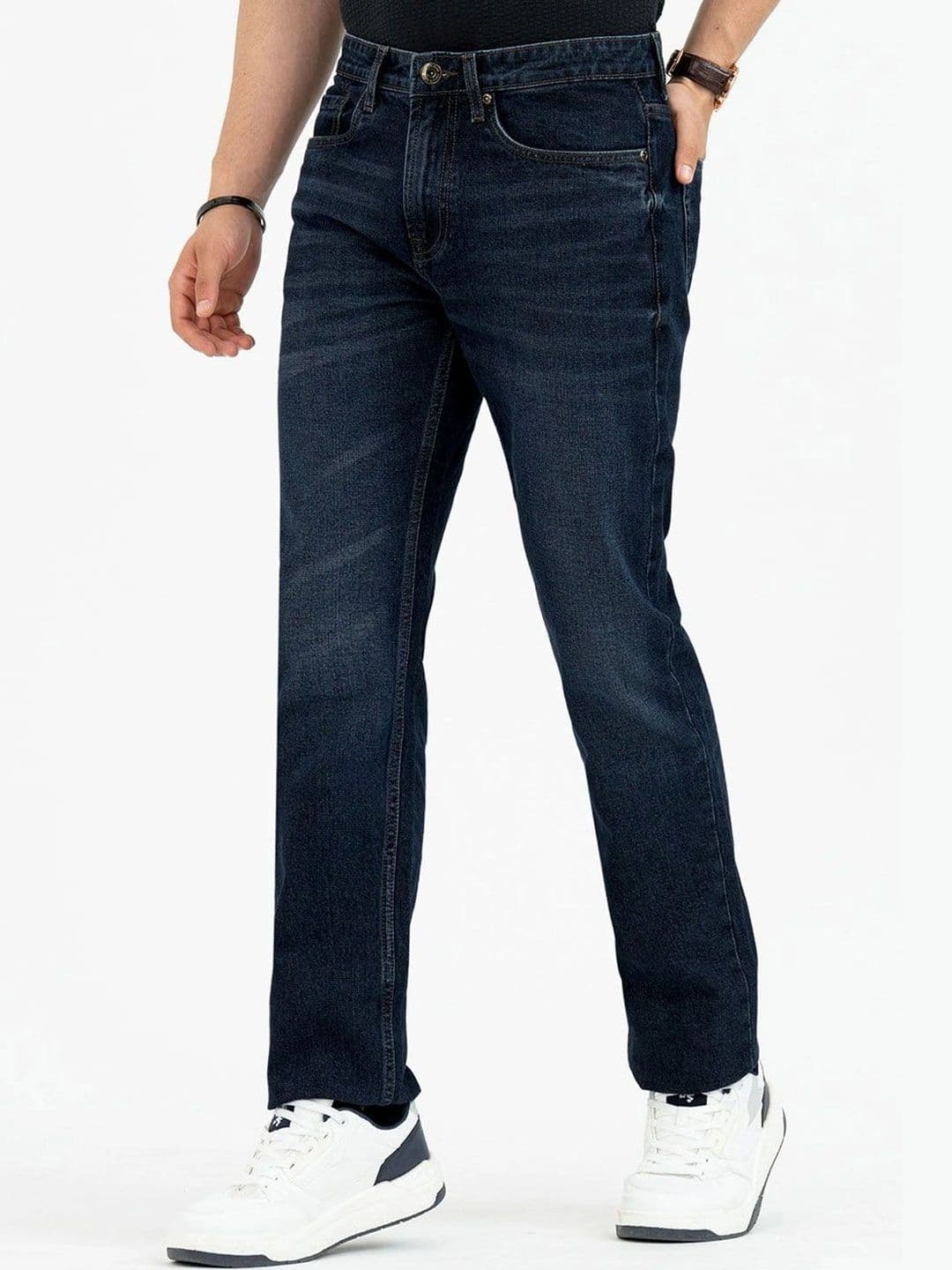 Red Tape Men Straight Fit Mid-Rise Jeans - view 1