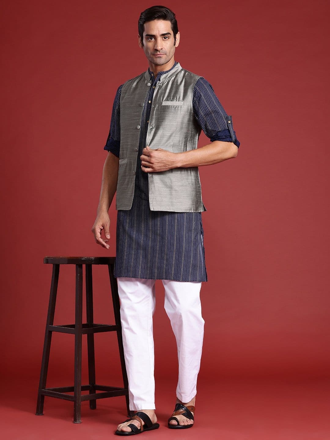 Anouk Men Printed Nehru Jacket - view 1