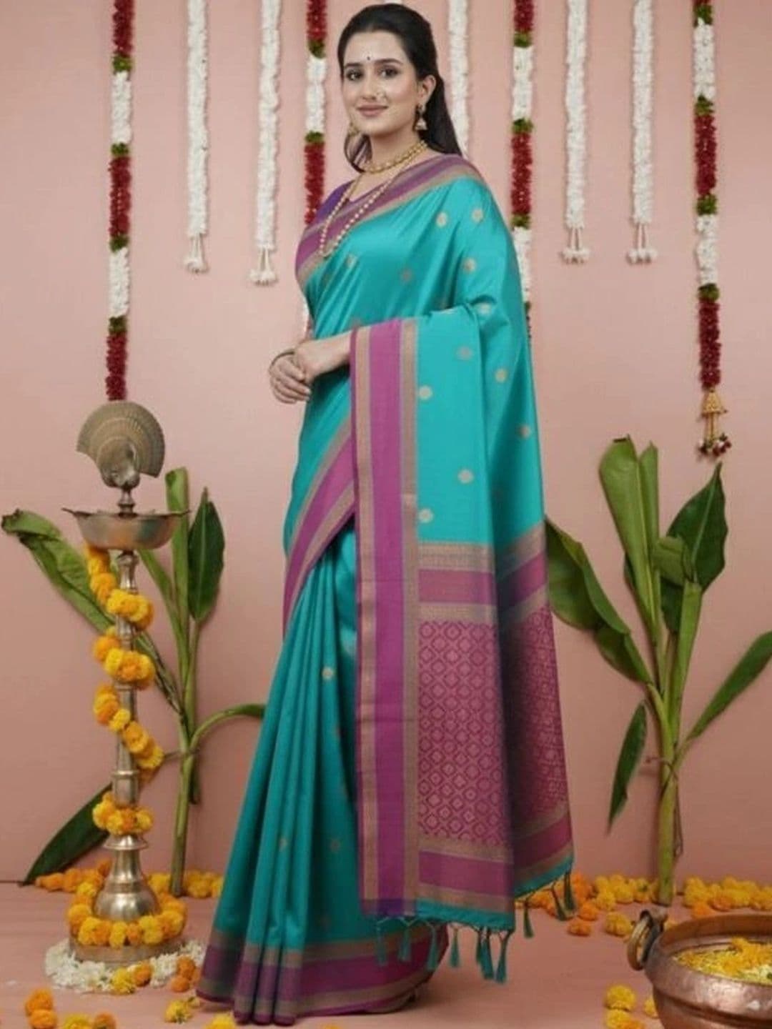 RASI FASHION Woven Design Zari Silk Blend Narayan Peth Saree - view 1