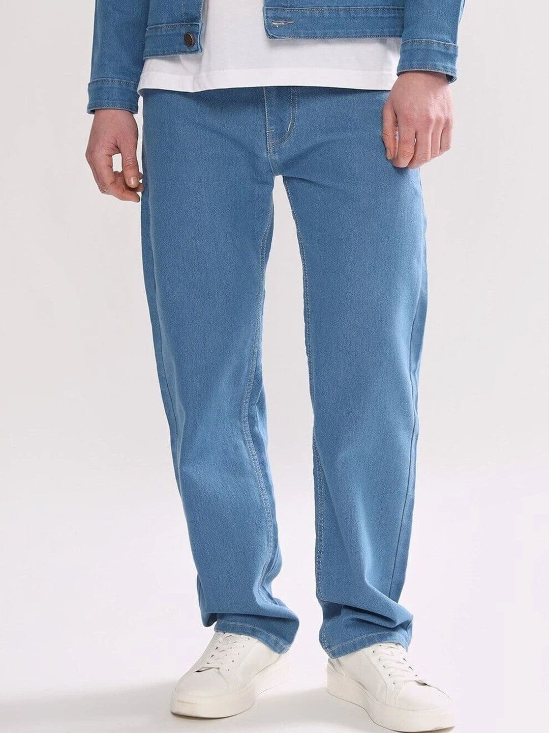 LEVORCE Men Relaxed Fit Mid-Rise Stretchable Jeans - view 1