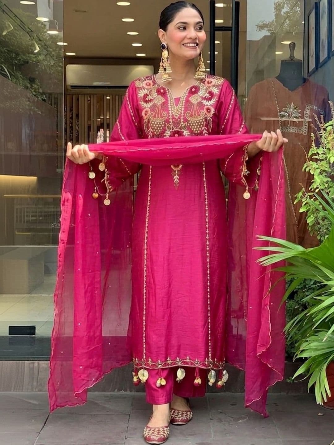 SACi Women Ethnic Motifs Embroidered Regular Thread Work Chanderi Cotton Kurta with Trousers & With Dupatta - view 1