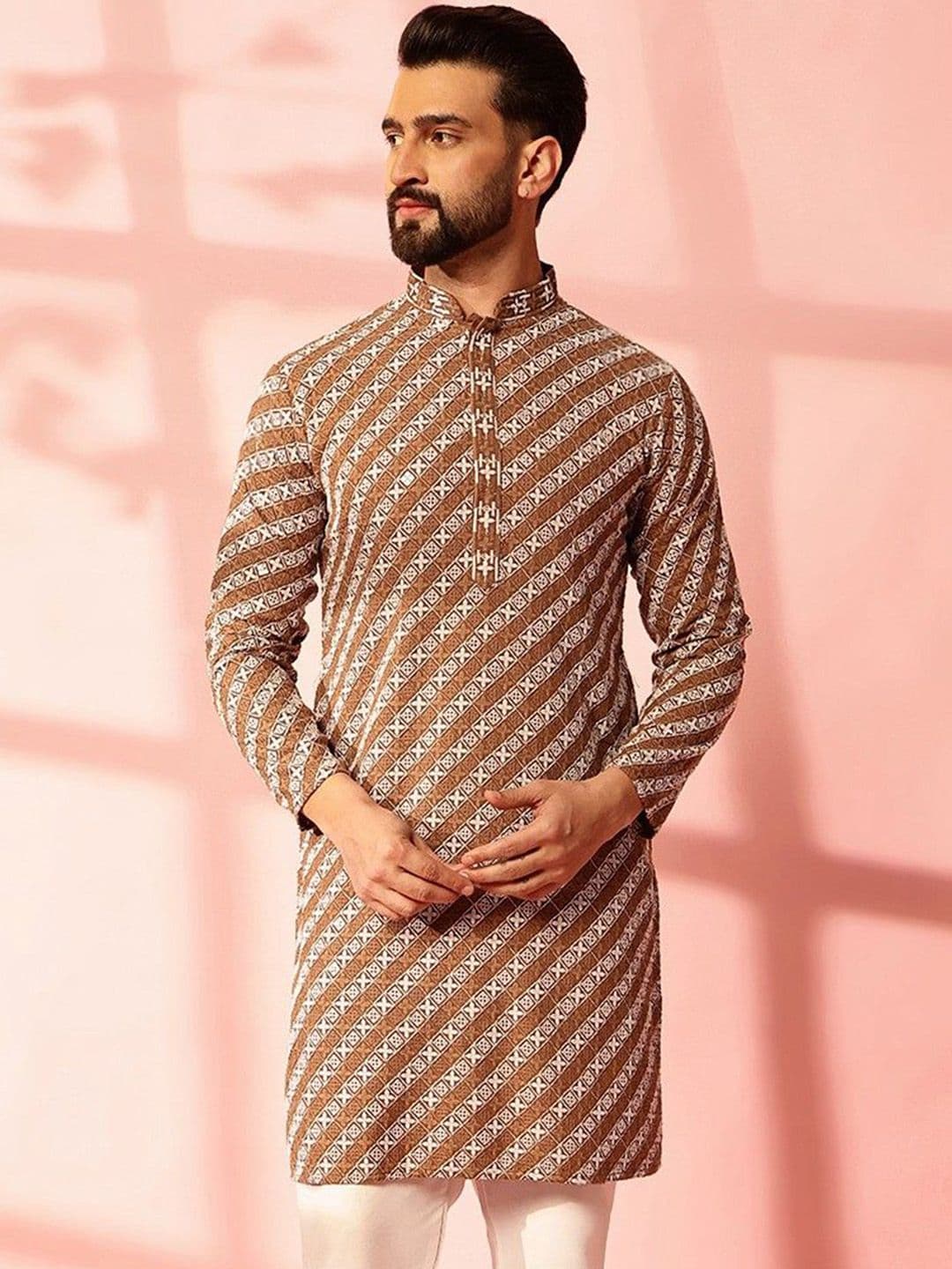 Anouk Geometric Embroidered Mandarin Collar Thread Work Cotton Straight Kurta - view 1