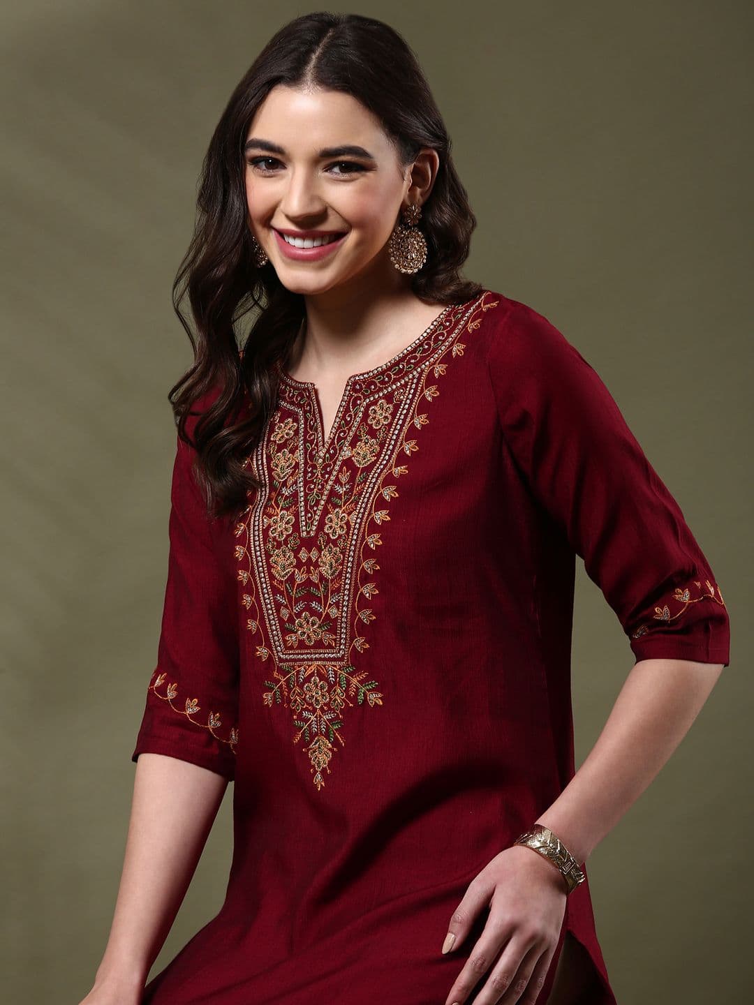 Anouk Women Floral Embroidered Flared Sleeves Thread Work Kurta - view 1