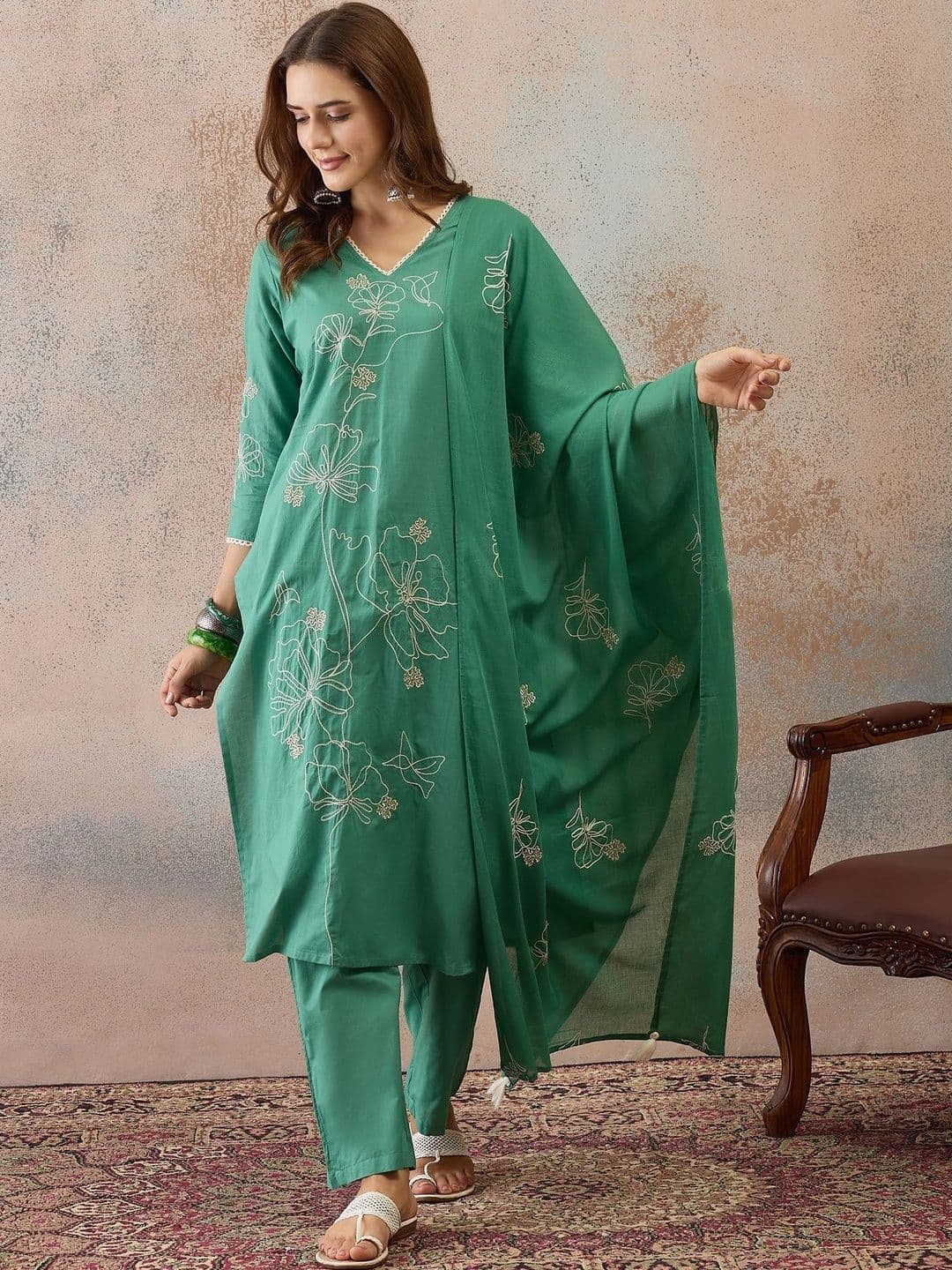 Anouk Women Floral Embroidered Regular Thread Work Pure Cotton Kurta with Trousers & With Dupatta - view 1