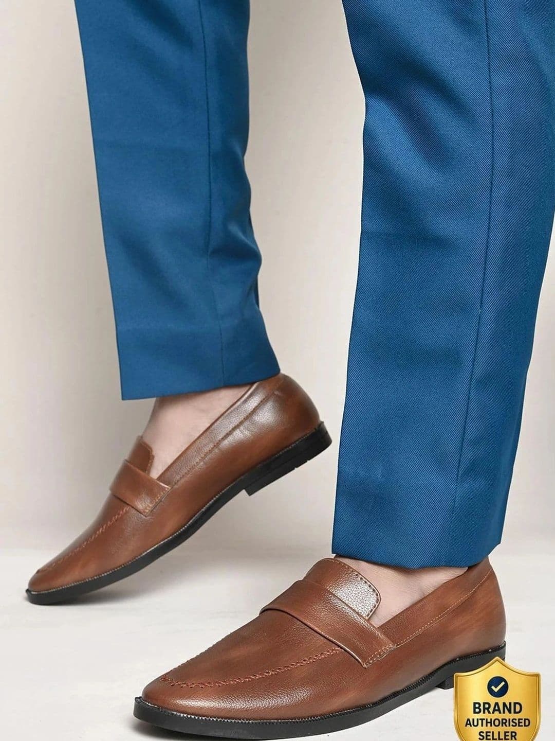 Provogue Men Pointed Toe Slip-On Loafers - view 1