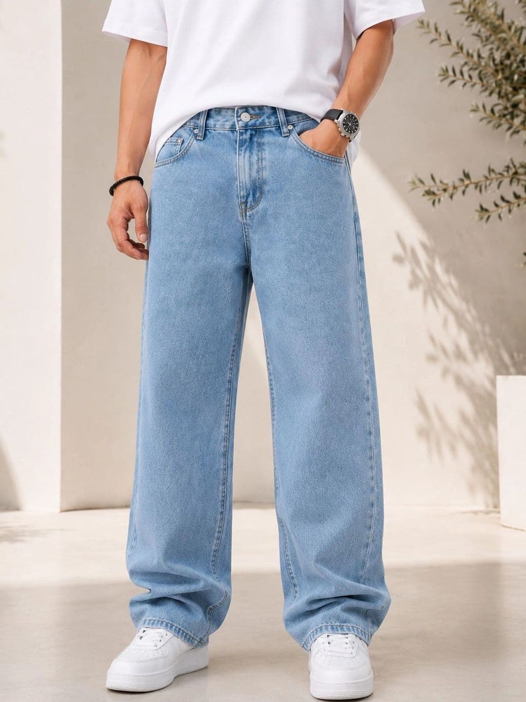 LEVORCE Men Relaxed Fit Mid-Rise Stretchable Jeans - view 1