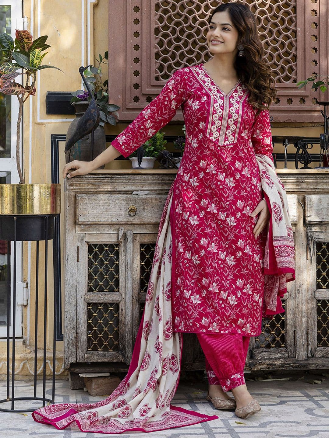 Anouk Women Floral Embroidered Regular Pure Cotton Kurta with Patiala & With Dupatta - view 1