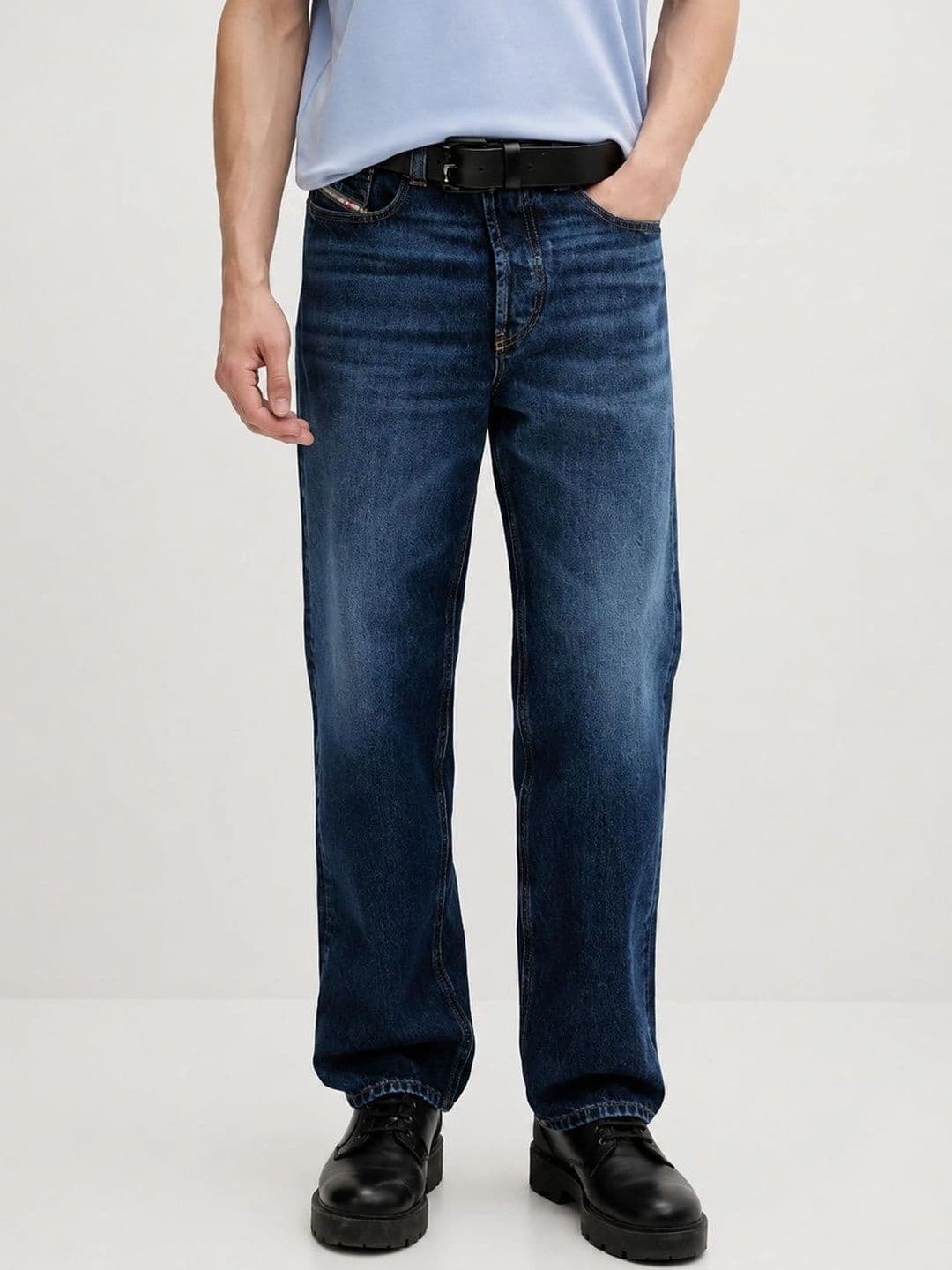 YAMEETFIT Men Jean Straight Fit Mid-Rise Jeans - view 1