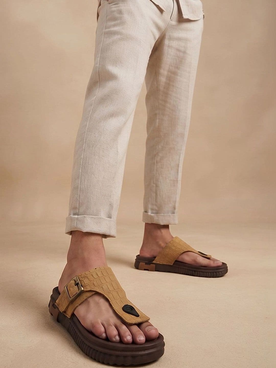 Fashion Victim Men Thong Flip-Flops - view 1