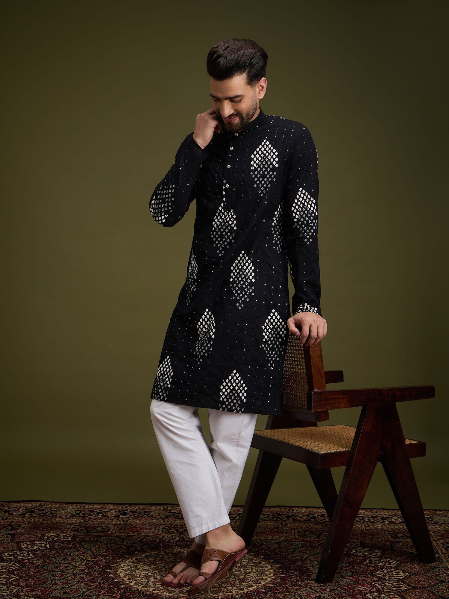 Anouk Black Geometric Embroidered Sequinned Mandarin Collar Cotton Straight Kurta - view 1