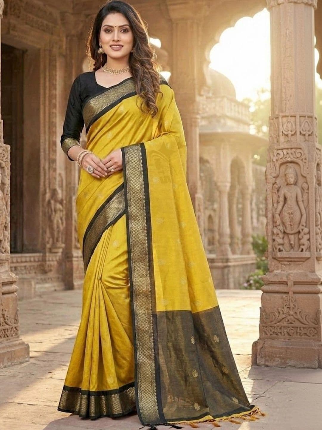 NST5 Woven Design Zari Silk Cotton Paithani Saree - view 1