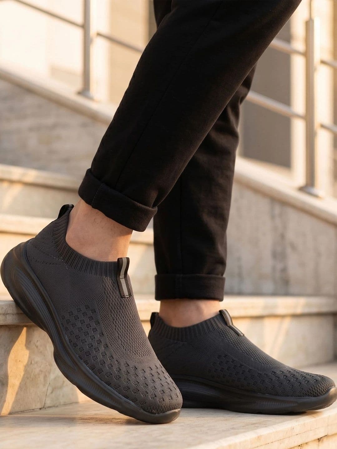 Knight Ace Men Textile Walking Shoes - view 1
