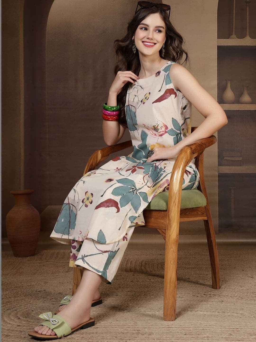 Anouk Mirage Women Floral Printed Regular Kurta with Trousers - view 1