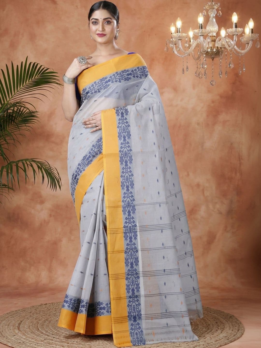 DipDiya Ethnic Motifs Woven Design Pure Cotton Taant Saree - view 1