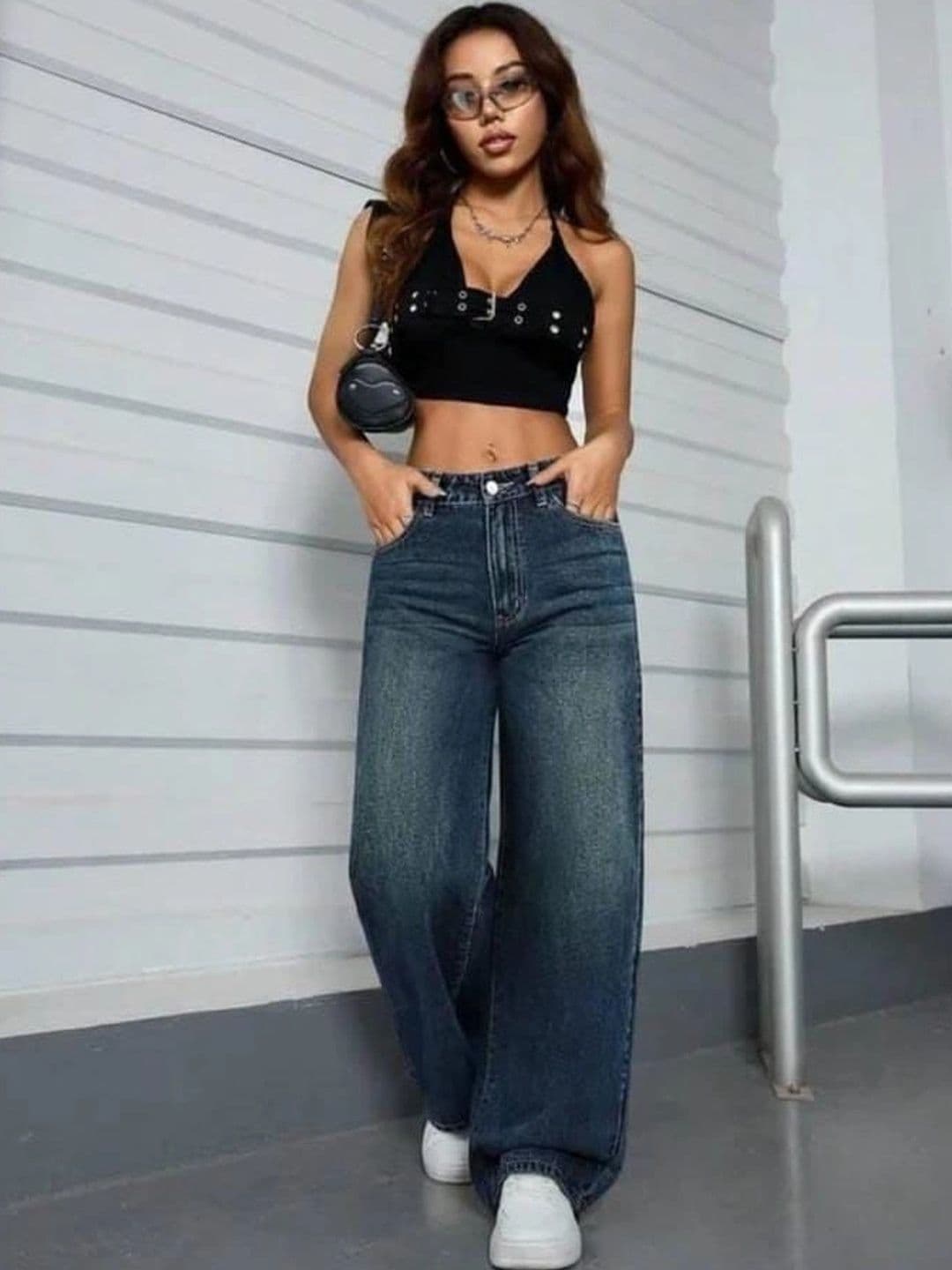 Mast & Harbour Women High-Rise Light Fade Jeans - view 1