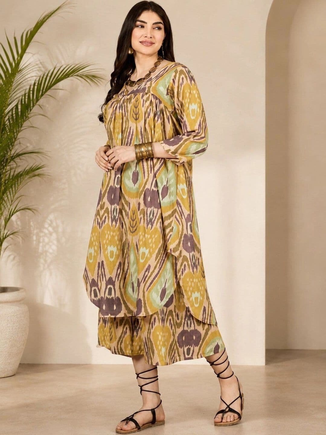 UGMAZ Women Floral Printed Angrakha Pure Cotton Kurta with Palazzos - view 1