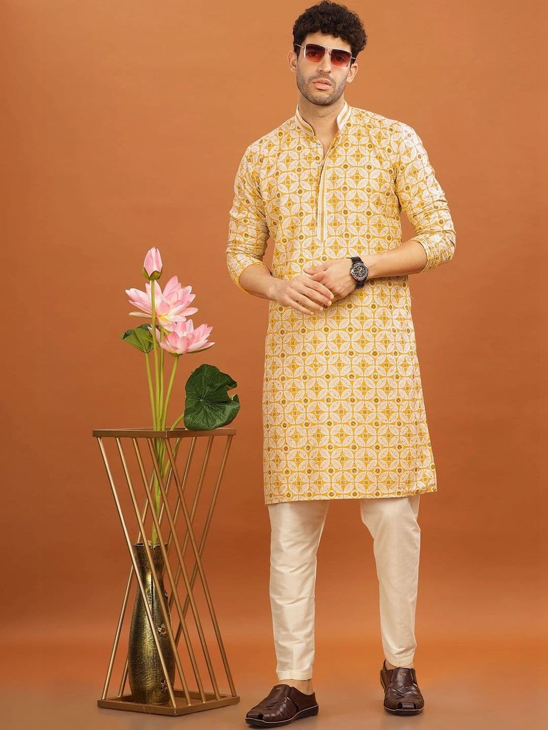 Anouk Men Floral Embroidered Thread Work Floral Kurta - view 1