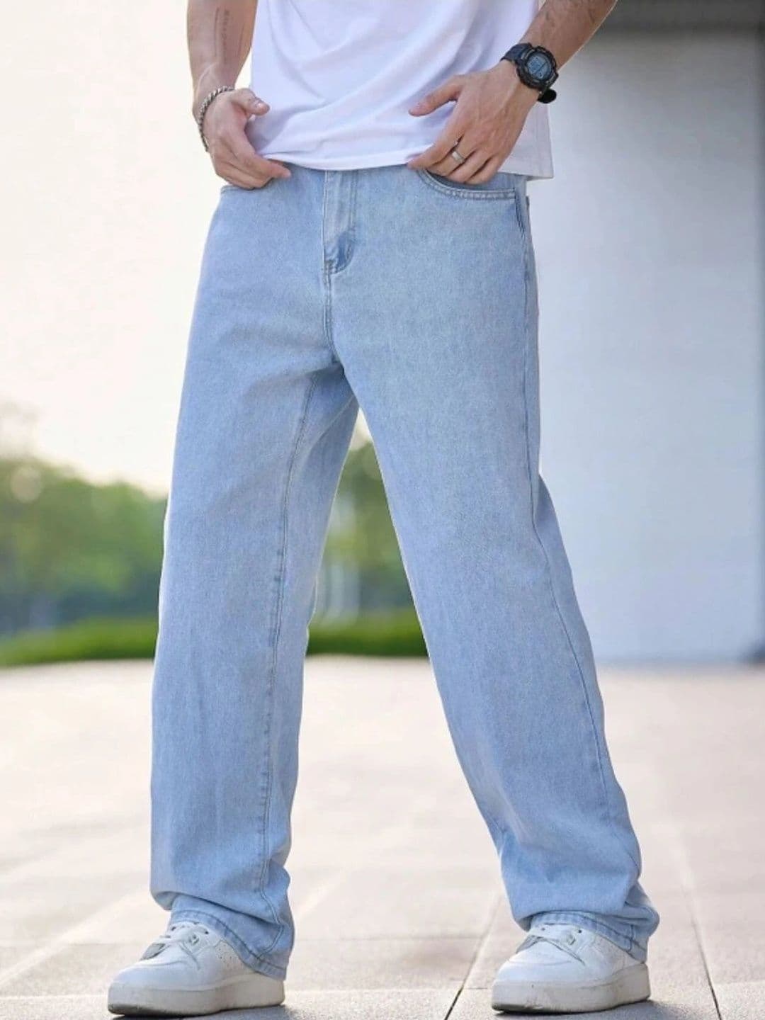 EVERFADE Men Relaxed Fit Mid-Rise Stretchable Jeans - view 1
