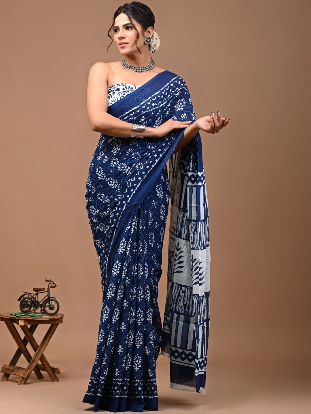Anouk Mirage Ethnic Motifs Pure Cotton Saree - view 1