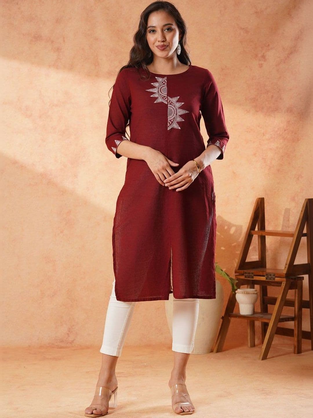Anouk Women Floral Embroidered Kurta - view 1