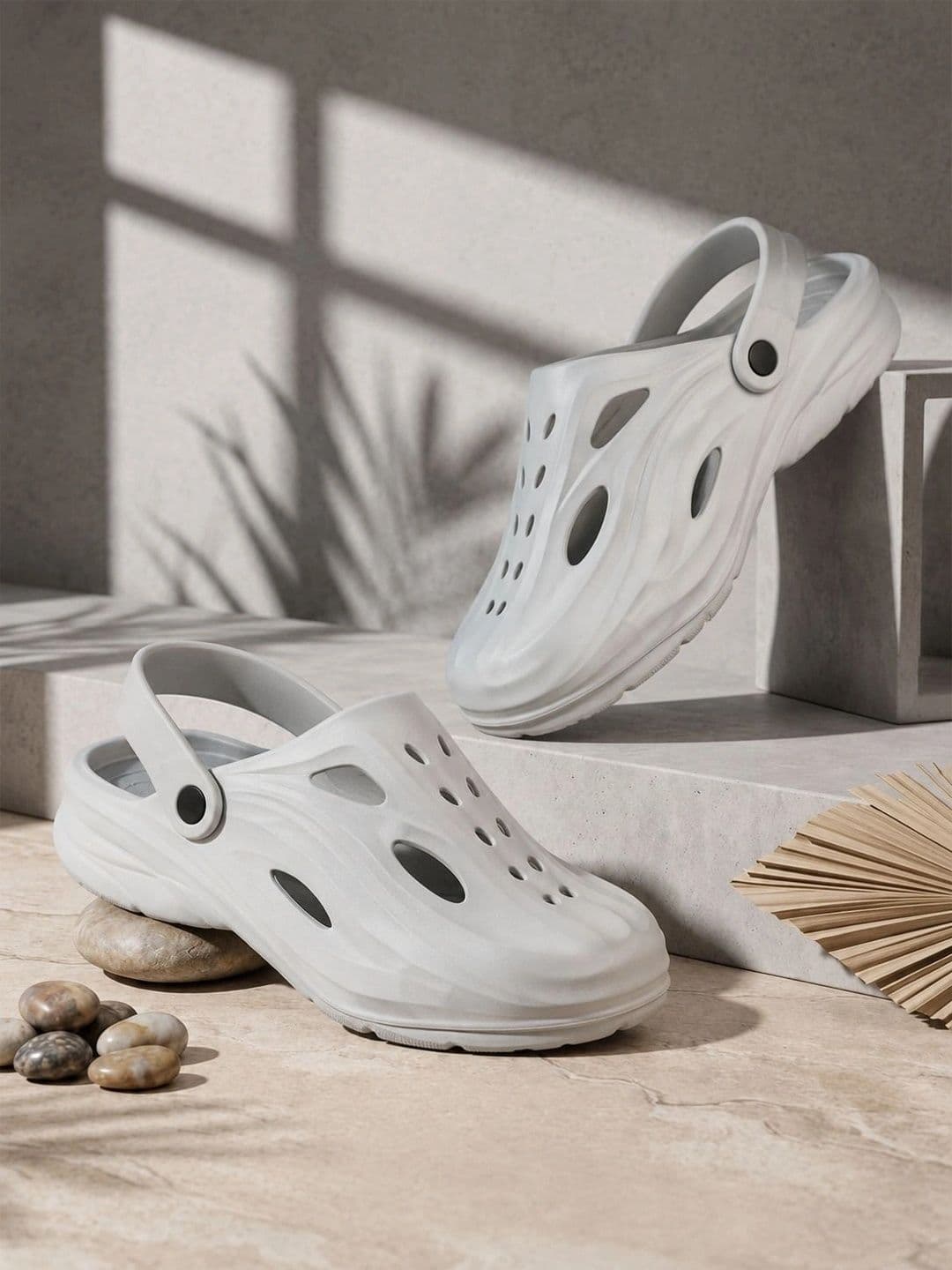 IMPAKTO Men Outdoor Waterproof Clogs Grey - view 1