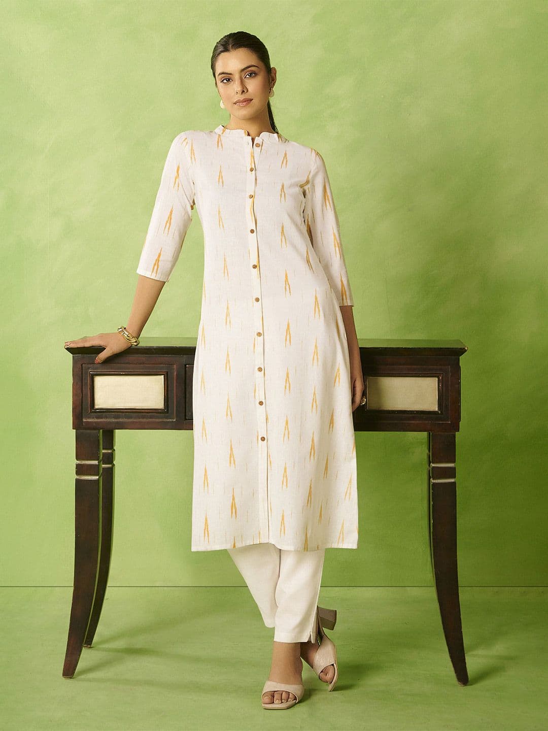 Anouk Geometric Printed Mandarin Collar Pure Cotton Straight Kurta - view 1