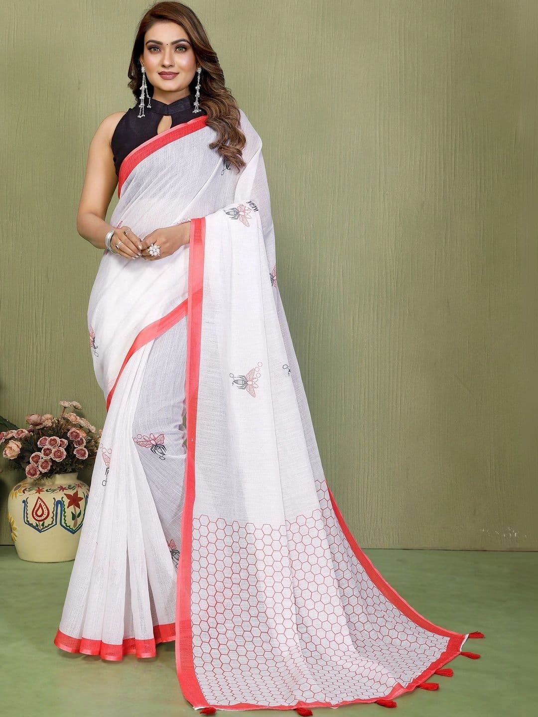 DIVASTRI Linen Blend Designer Saree - view 1