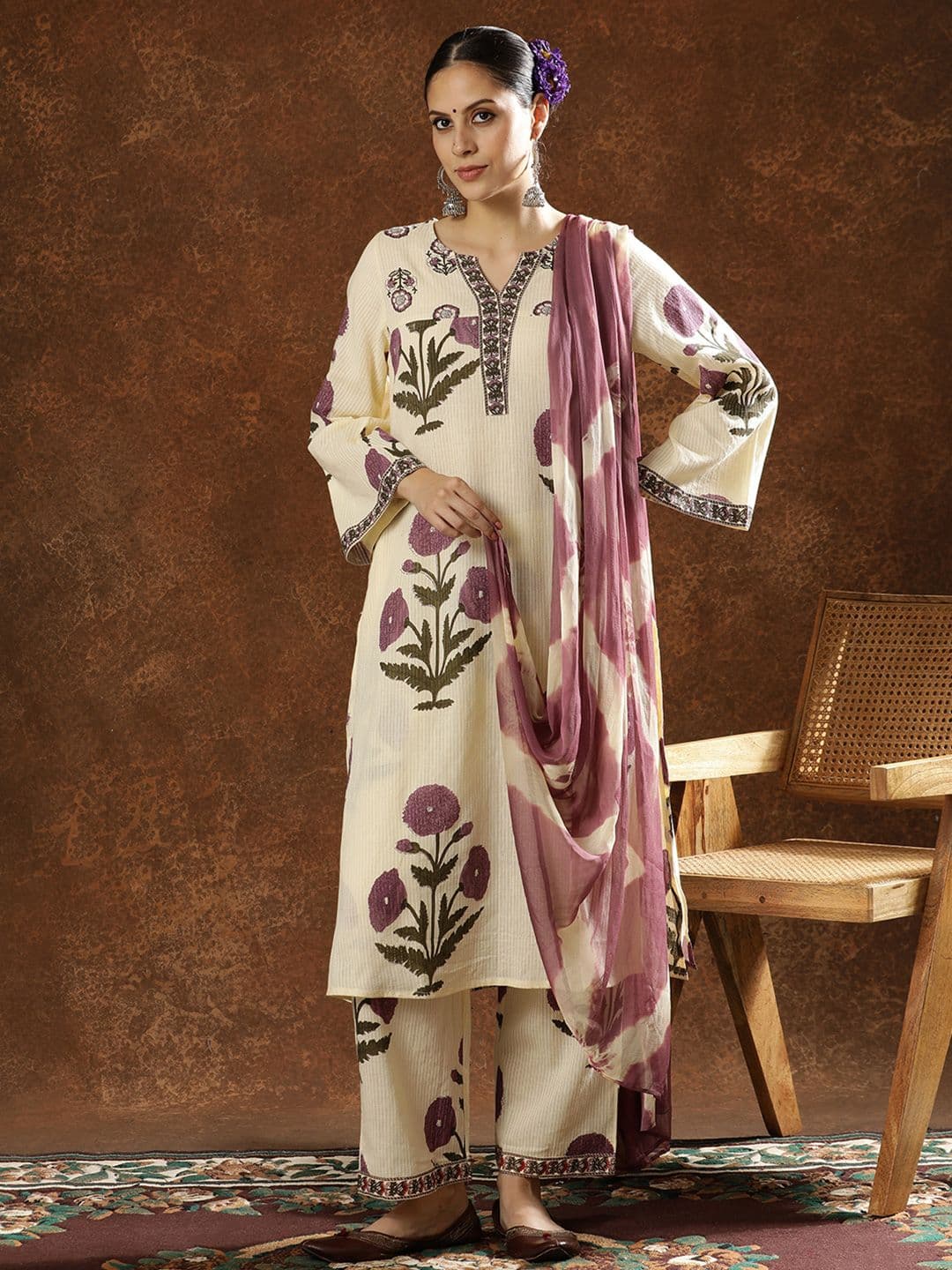 Anouk Women Floral Printed Notch Neck Cotton Thread Work Straight Kurta Palazzo & Dupatta - view 1