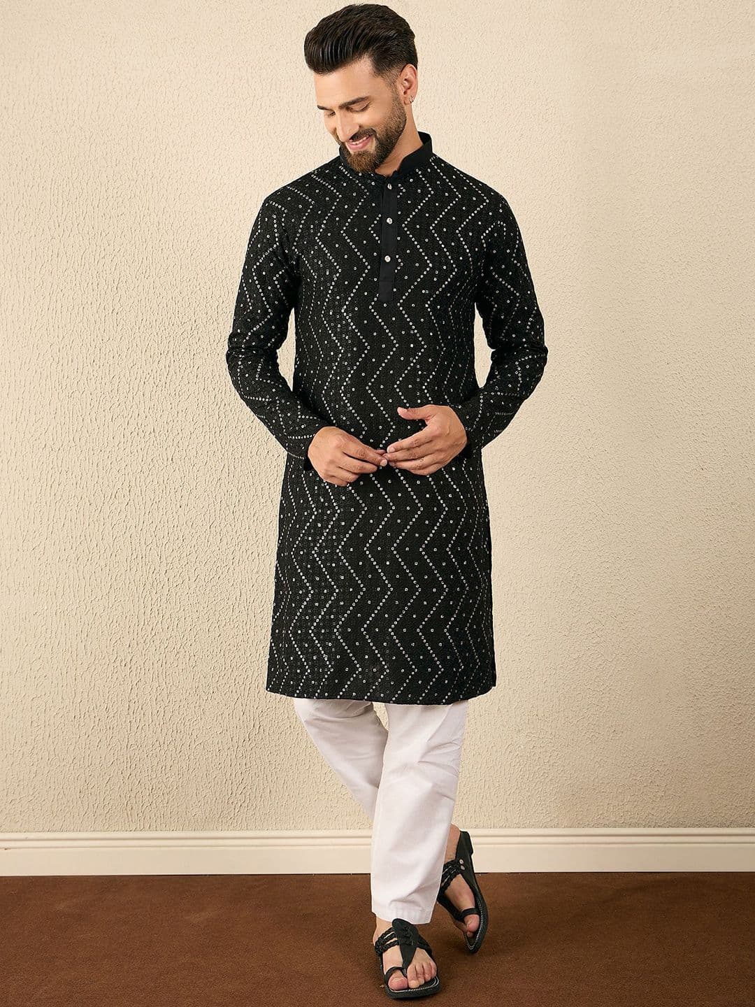 Anouk Men Bandhani Printed Mandarin Collar Straight Silk Kurta - view 1