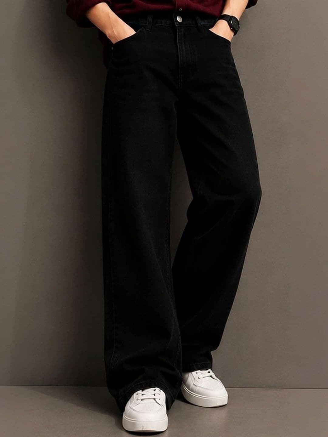 EVERFADE Men Relaxed Fit Mid-Rise Stretchable Jeans - view 1