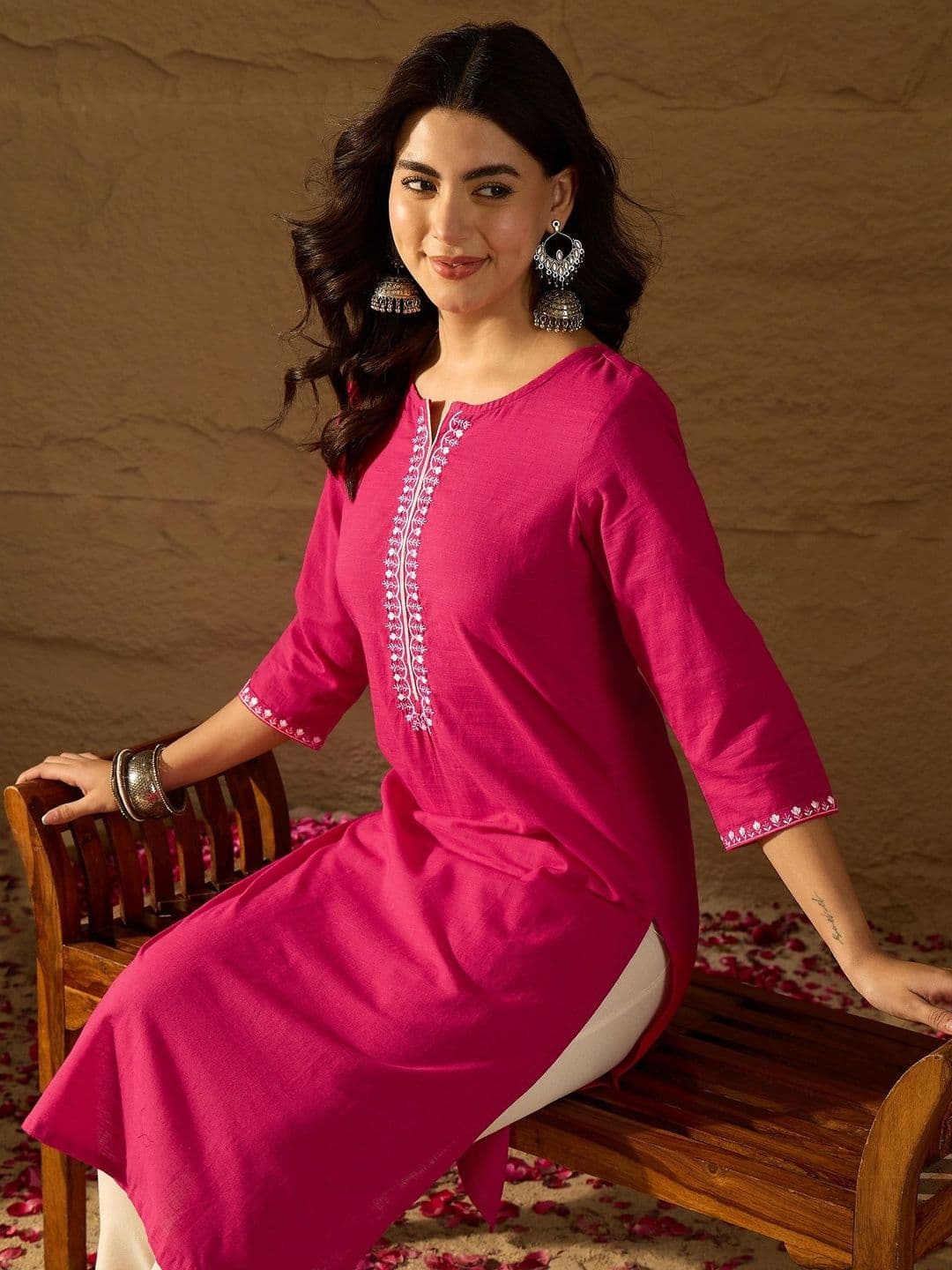 Anouk Women Embroidered Thread Work Kurta - view 1