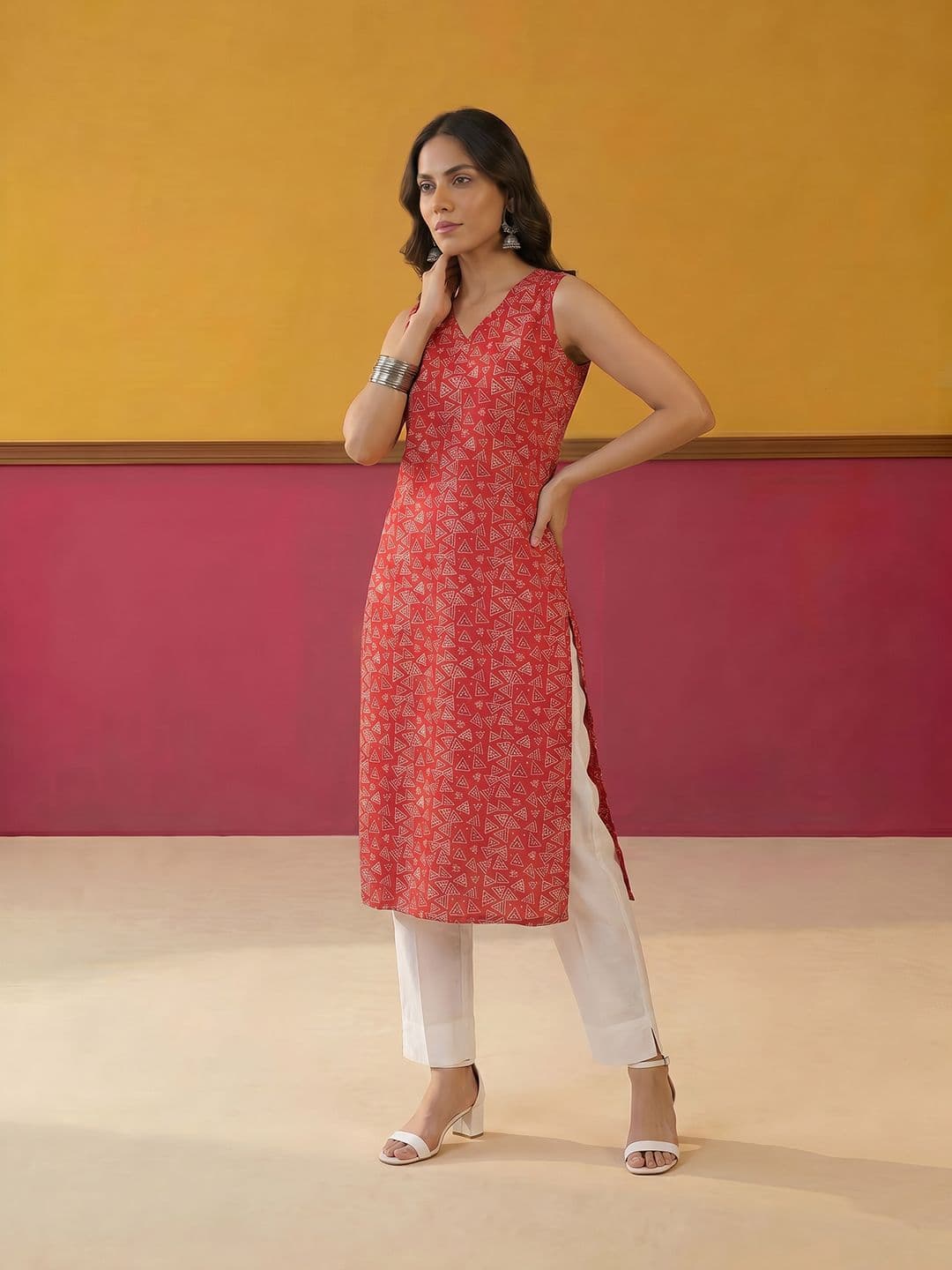 Anouk Geometric Printed V-Neck Pure Cotton Kurta - view 1