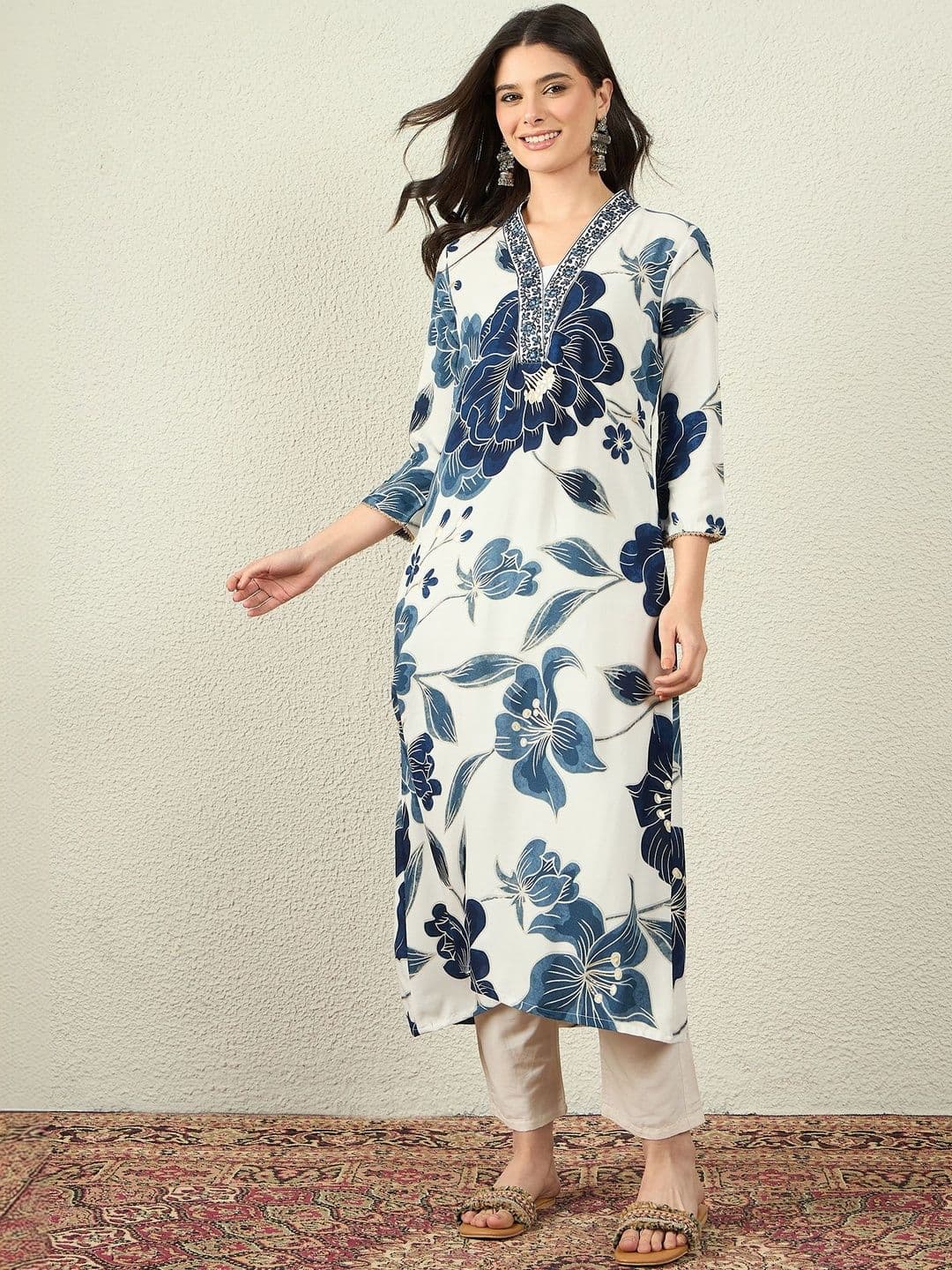 Anouk Women Floral Printed Thread Work Kurta - view 1
