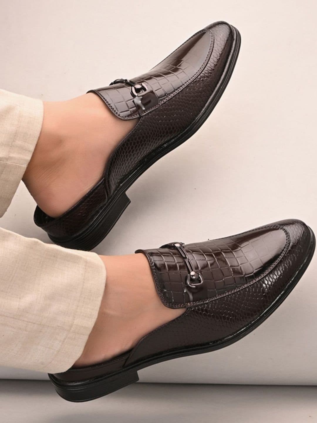 Anouk Men Brown Solid Comfort Slip-On Casual Sandals - view 1