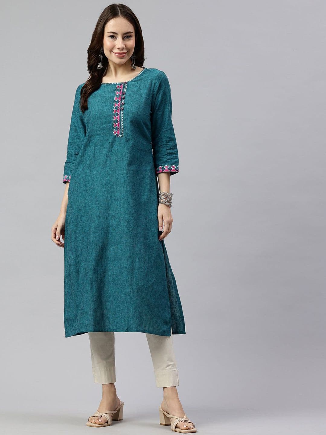 Anouk Geometric Yoke Design Boat Neck Pure Cotton Straight Kurta - view 1